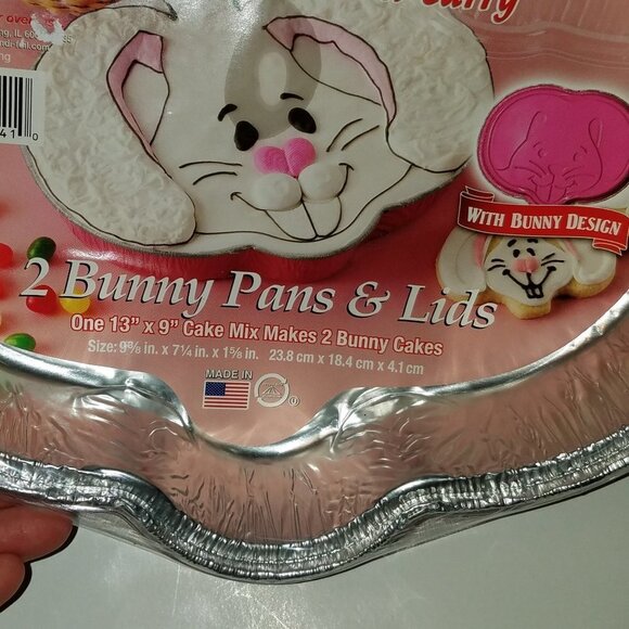 NEW Handi-foil 2 Bunny Pans + Lids Easter Rabbit Foil Cook-n-Carry Pink - Picture 3 of 6